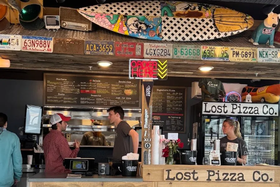 Lost Pizza Conway